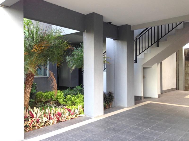 Hotel Tilamas Juanda Sawotratap Bagian luar foto
