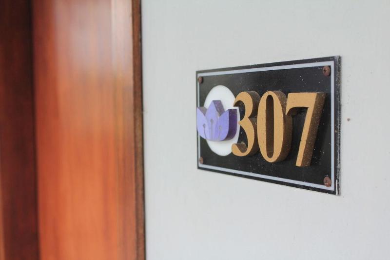 Hotel Tilamas Juanda Sawotratap Bagian luar foto